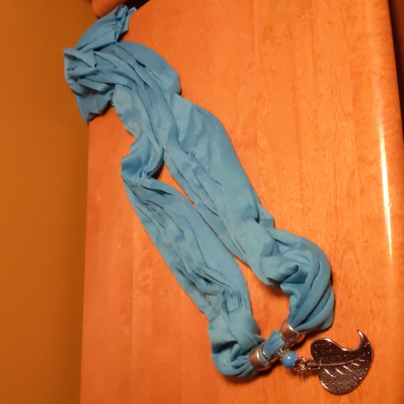 Blue with silver trinket scarf Artizan by Robin Barre - Picture 6 of 6